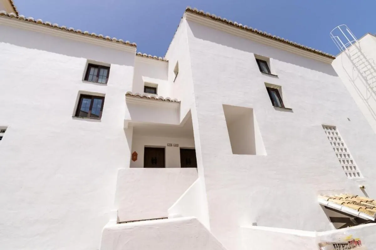 Apartament Beautiful Penthouse With Seaview In Pueblo Monteros Marbella 0*,  Hiszpania